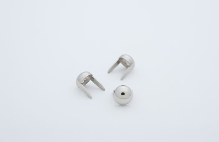 stud dome tiny silver product hero