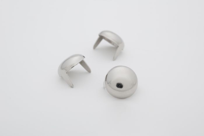 chrome stud motorcycle seat loose