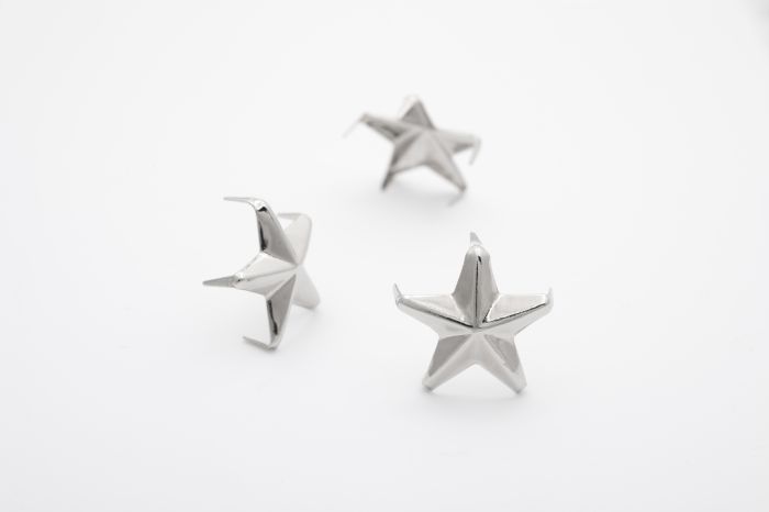 stud star small silver product hero