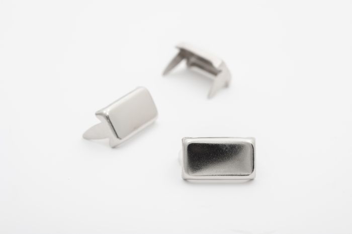 stud rectangle silver product hero
