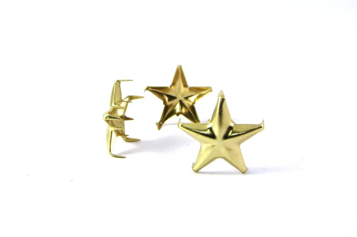 star medium golden stud hero
