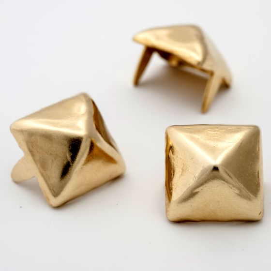 Pyramid Golden Steel Stud sale - bag of 100
