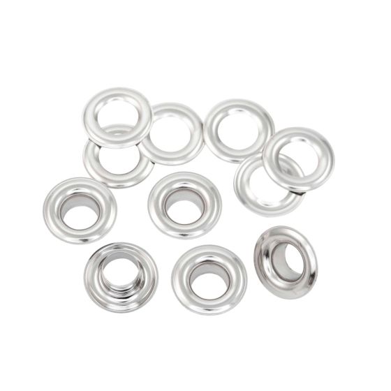 Extra Grommets in Silver - Size 4 - Bag of 10