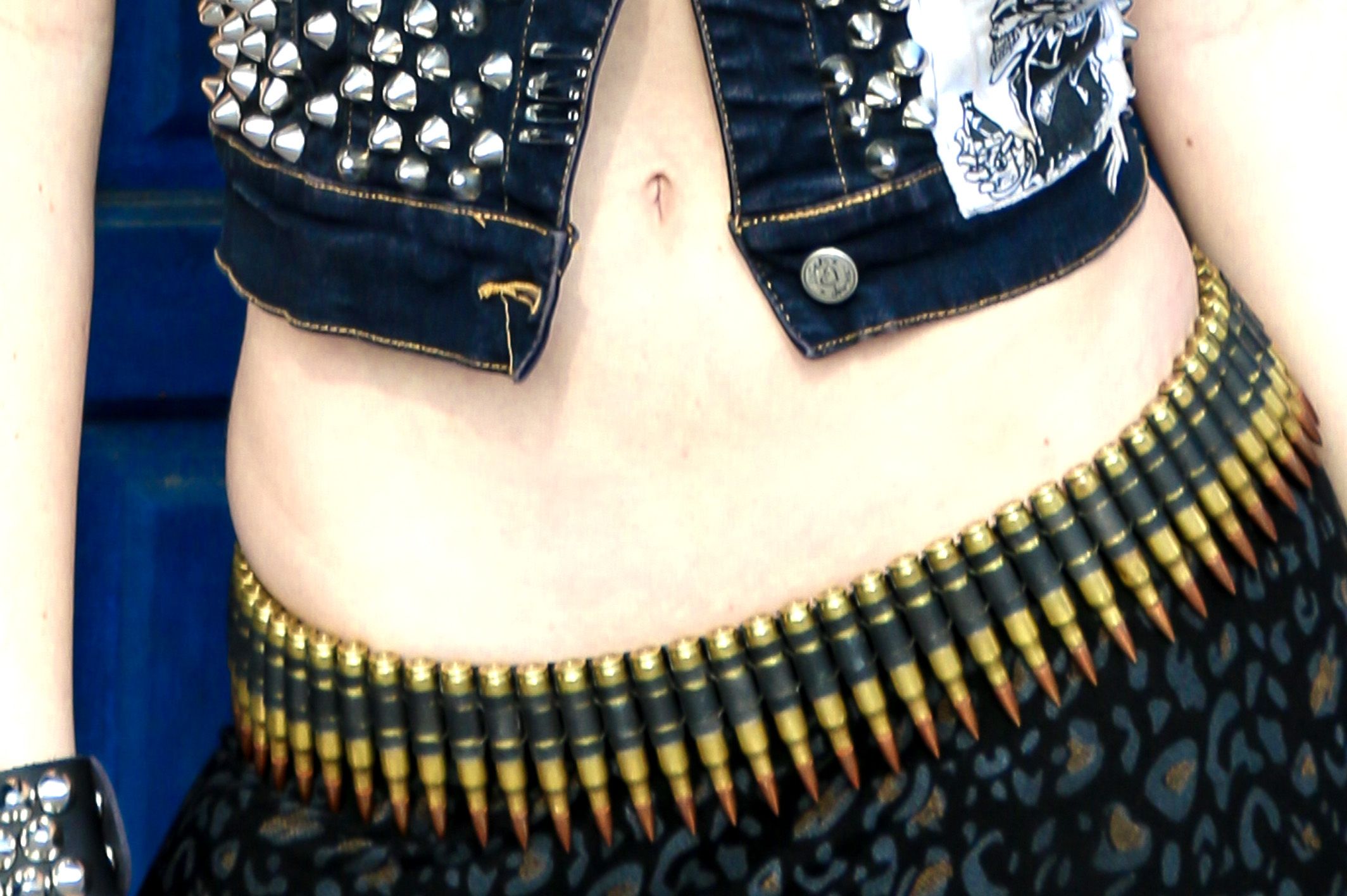 ●DE'1 / 16 WITH A BULLETミドル p_1001907579.jpg