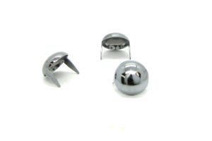 stud dome large chrome product hero